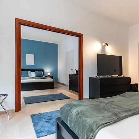 Fourooms - Principe Amedeo Гостьовий будинок