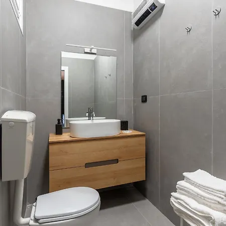 Гостьовий будинок Fourooms - Principe Amedeo