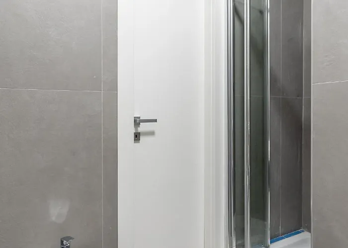 Affittacamere Fourooms - Principe Amedeo Bari